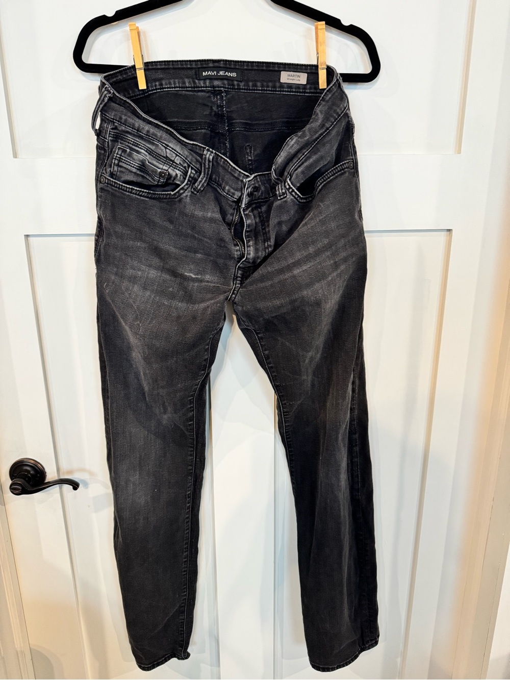 Mavi women’s Washed Black Straight Jeans